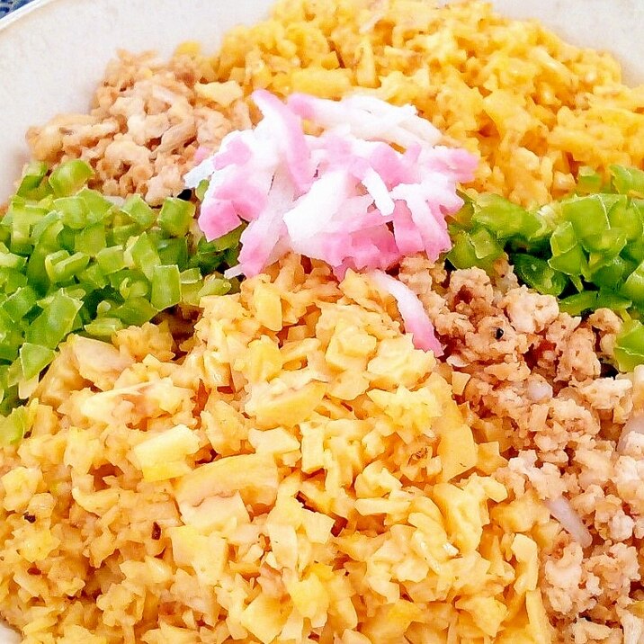 ♪残ったお節で♡伊達巻きとつくねのそぼろ丼♪